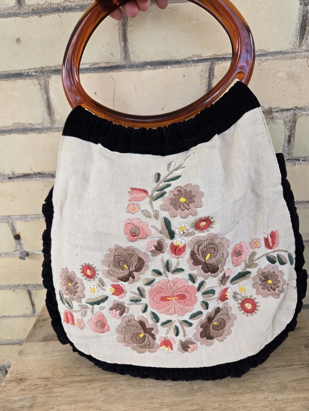 Vintage Embroided Handbag - Picture 10 of 15